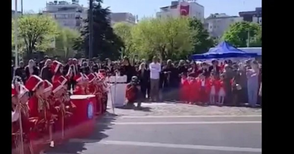 CHP’nin Mehter Marşı Rahatsızlığı! AK Parti'den tepki geldi